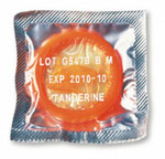 preservativo con involucro trasparente