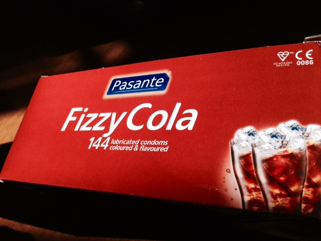 Frizzy Cola Condom Pasante