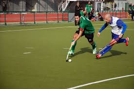 Condom su mazze da hockey sul prato