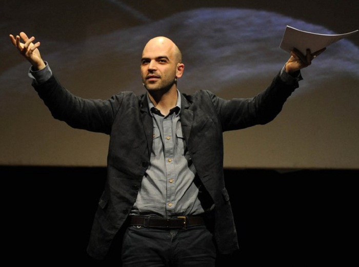 intervista a roberto Saviano sul tema d'edecuzione sessuale nelle scuole