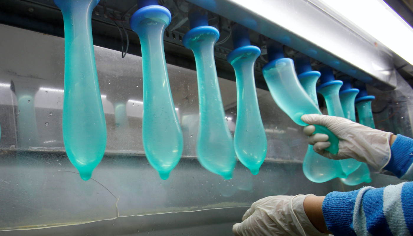 ferma la produzione mondiale di condoms