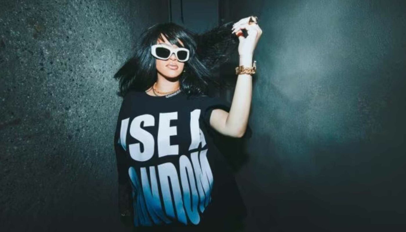 Rihanna promuove uso del preservativo